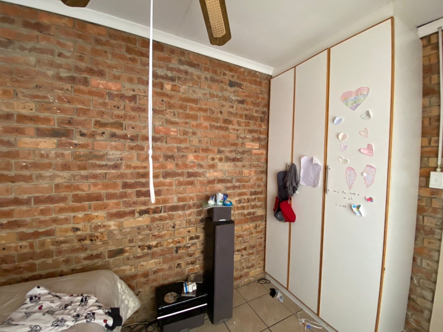 10 Bedroom Property for Sale in Orkney North West